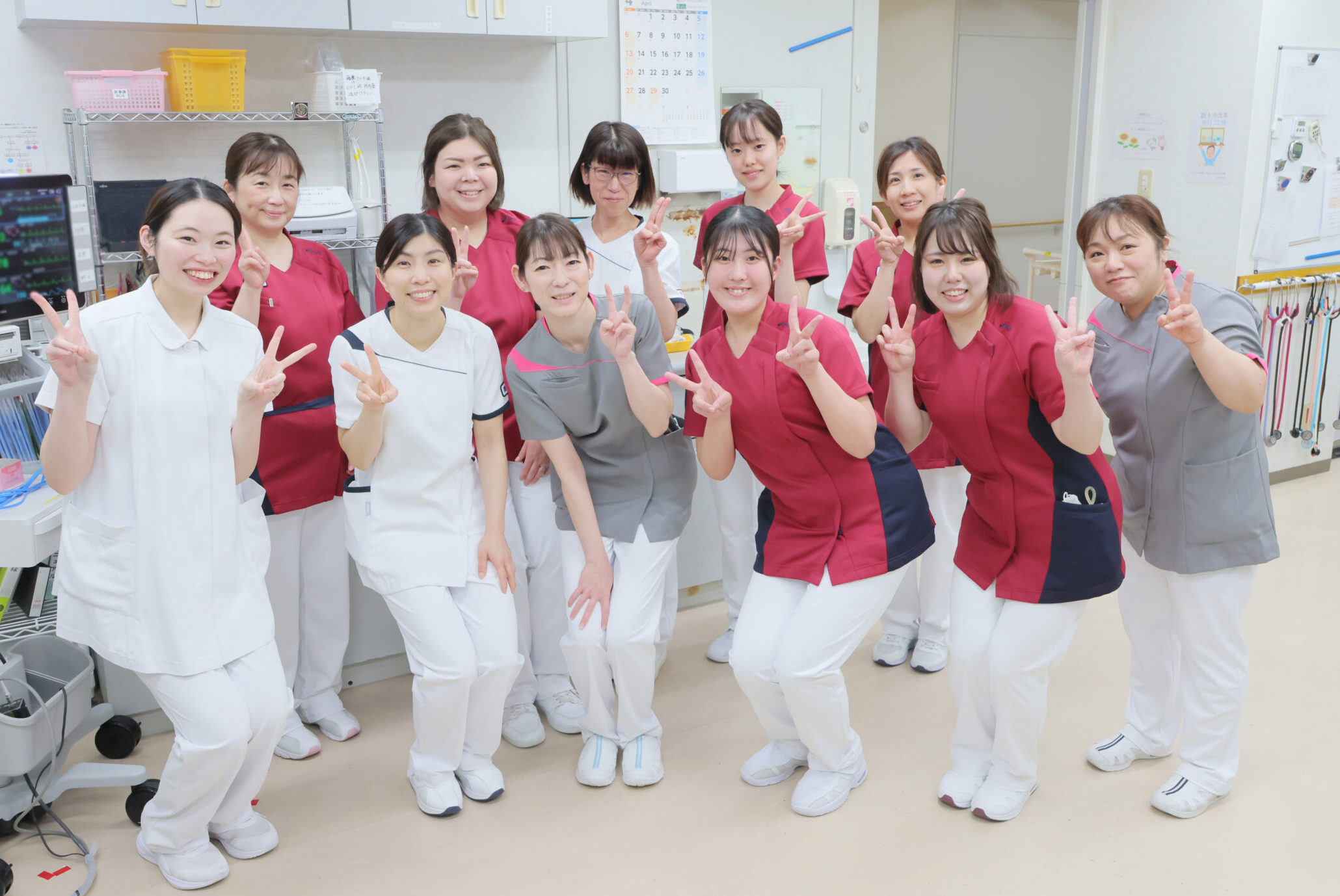兵庫県明石市・大久保にある特定医療法人誠仁会大久保病院　療養病棟で働く職員たち