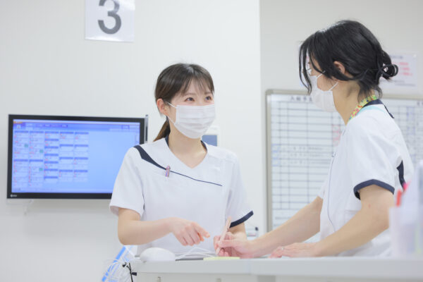 兵庫県明石市・大久保にある特定医療法人誠仁会大久保病院で働く看護師
